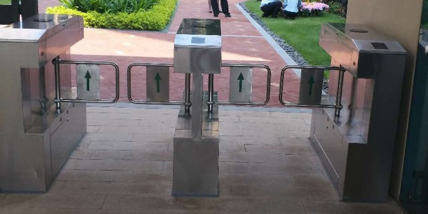 ��̩�쾳С��