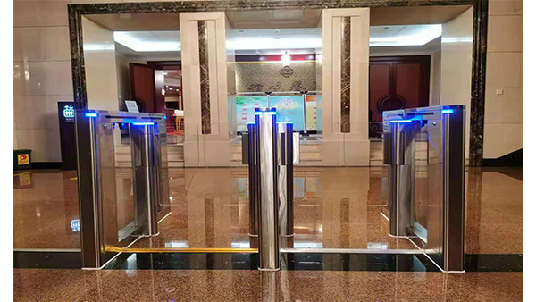 2021��±��������ʳ�¯8�󱬿�բ��